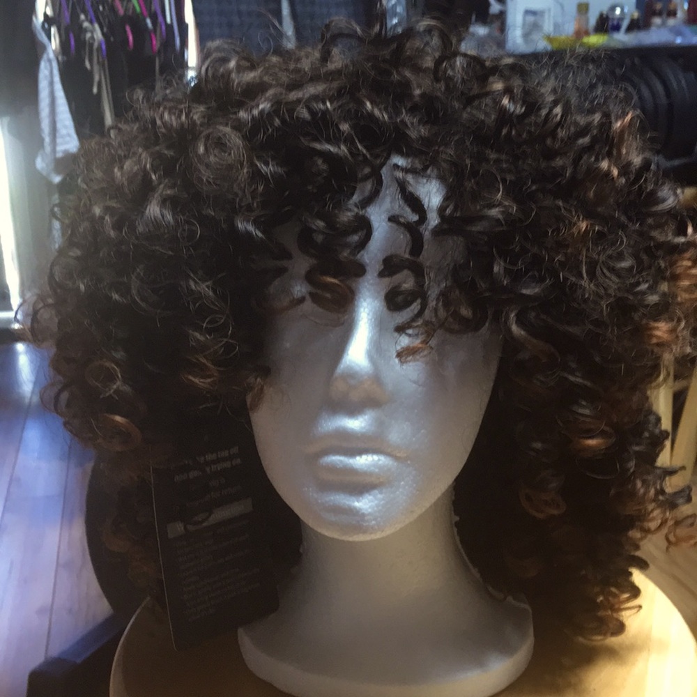 New Miss Wig synthetic spiral curly wig